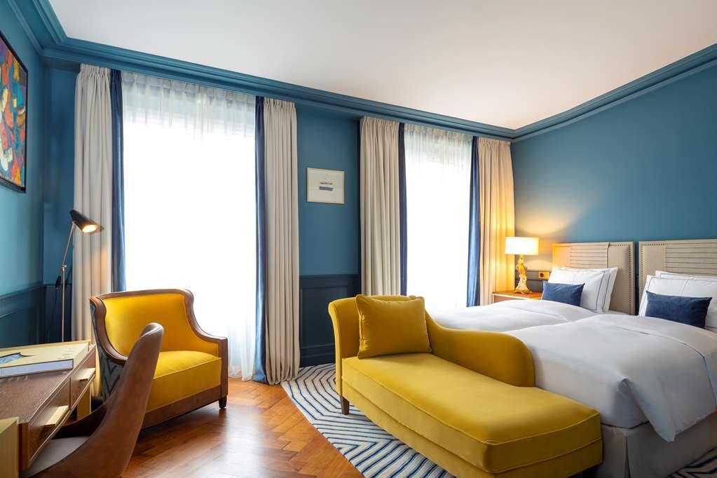 Hotel Longemalle Geneva Room photo